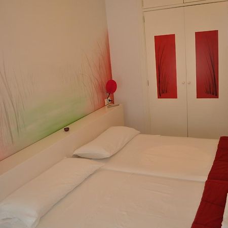 Apartamentos La Casa Pintada กาเซเรส ห้อง รูปภาพ