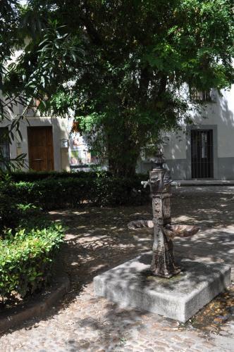 Apartamentos La Casa Pintada กาเซเรส ภายนอก รูปภาพ