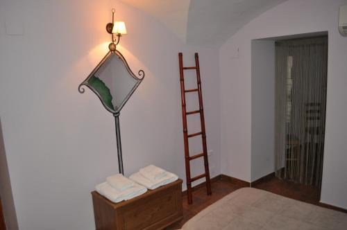 Apartamentos La Casa Pintada กาเซเรส ภายนอก รูปภาพ